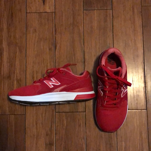 Sneakers - Picture 4 of 5